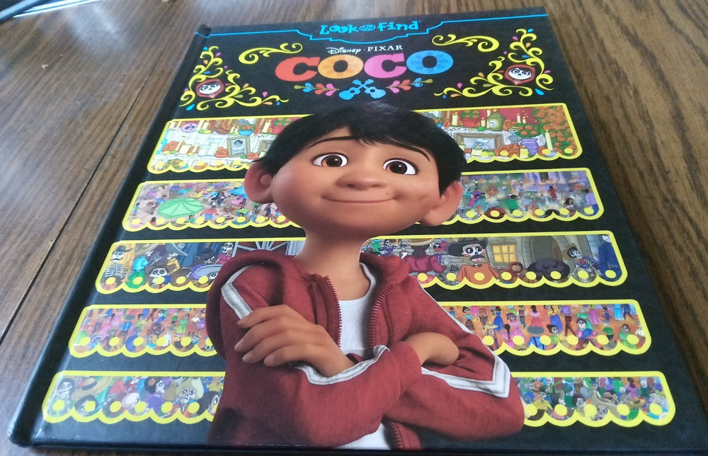 Look And Find Disney Pixar Coco By Kathy Broderick(2017 Pheonix Publications)